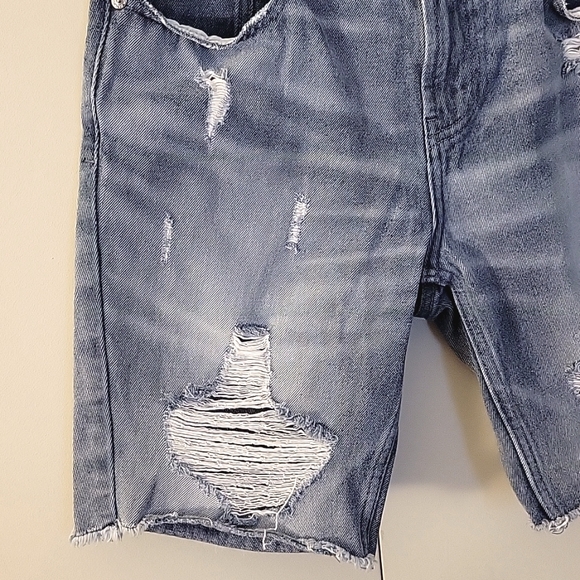 Mens PacSun distressed jean shorts - Picture 4 of 6